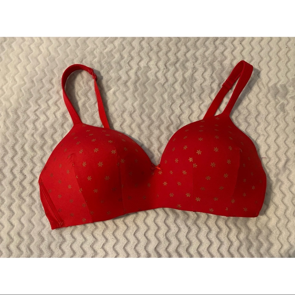 Cacique lightly Lined T-shirt No-Wire Bra 42DD